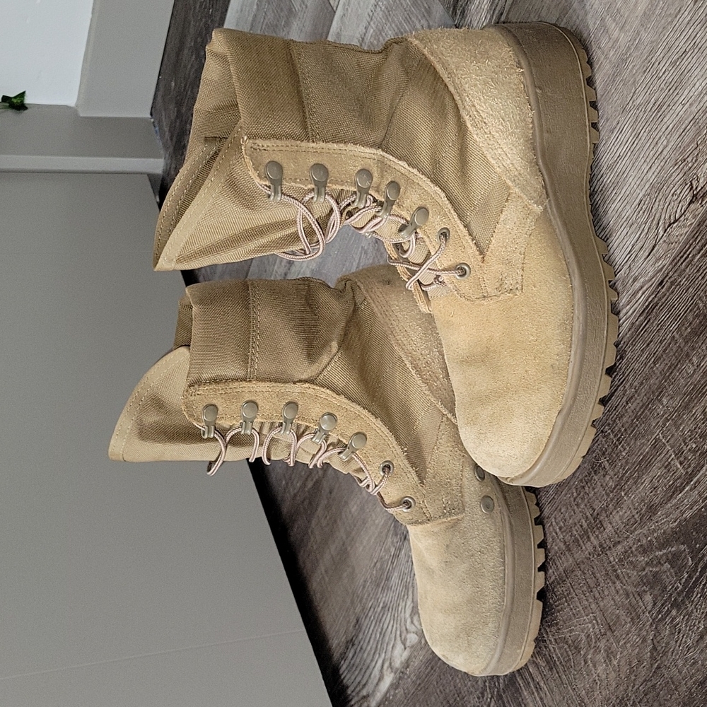 Combat boots - Picture 2 of 4